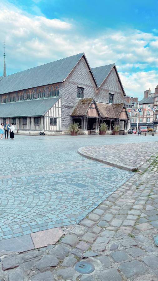 Le 8 Lägenhet Honfleur Exteriör bild